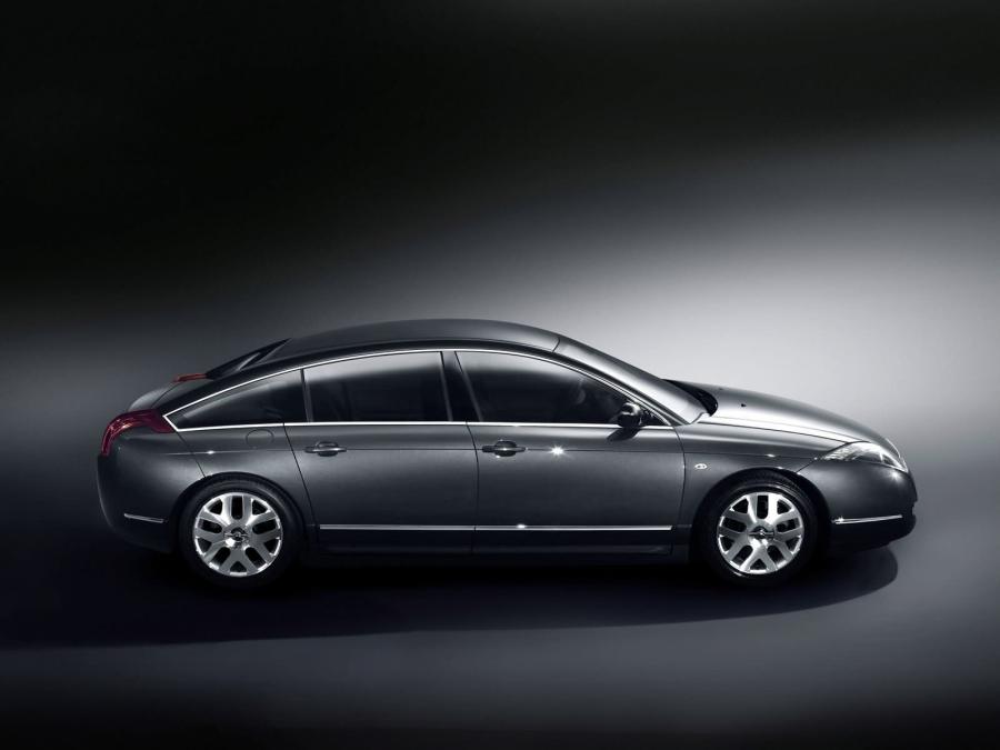  Citroen C6 2006 года  (фото 26 из 227)
